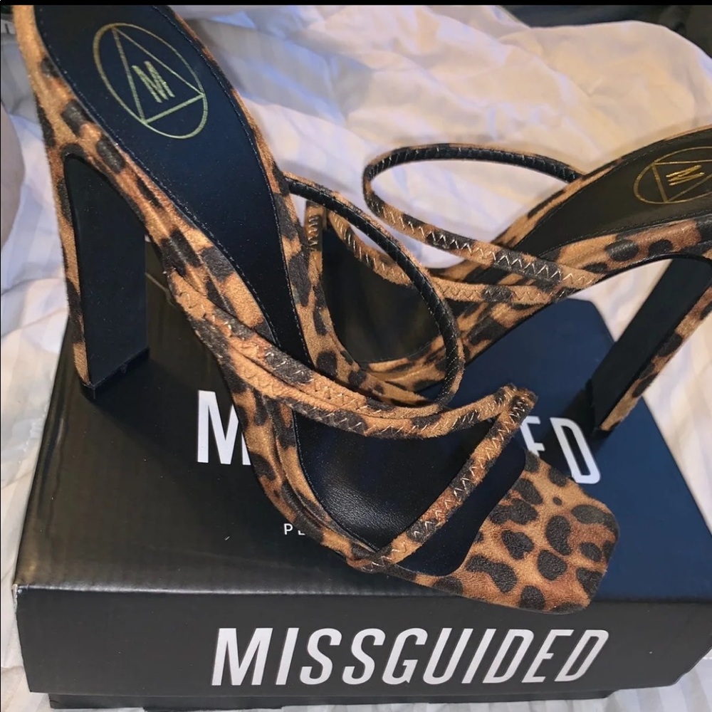 Leopard misguided mule heel